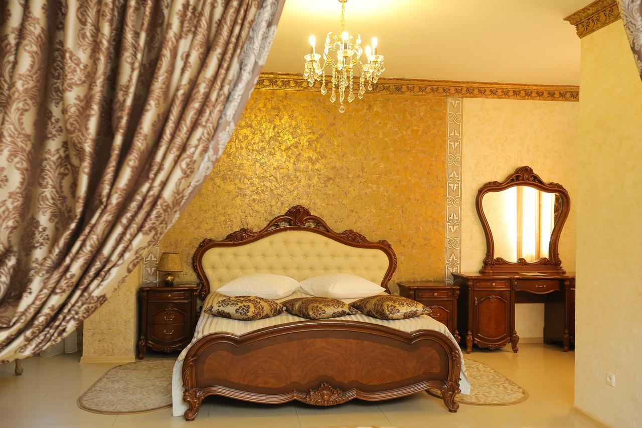 "Zolotoe Runo" Hotel Odessza Kültér fotó