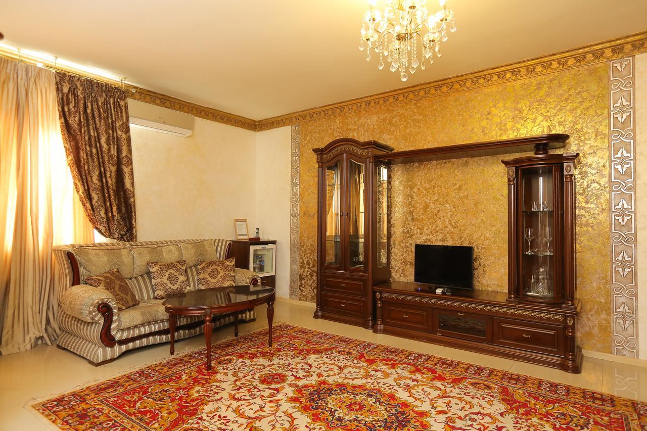 "Zolotoe Runo" Hotel Odessza Kültér fotó