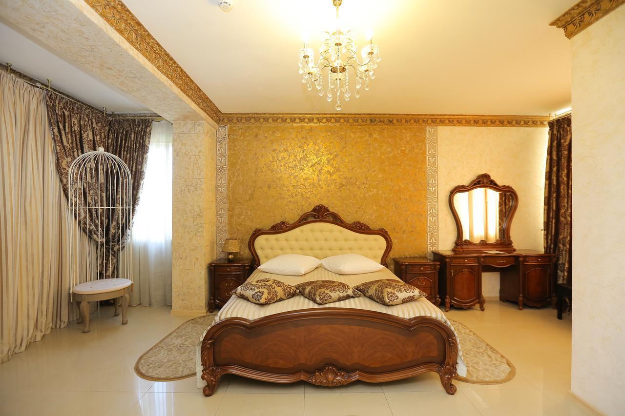 "Zolotoe Runo" Hotel Odessza Kültér fotó